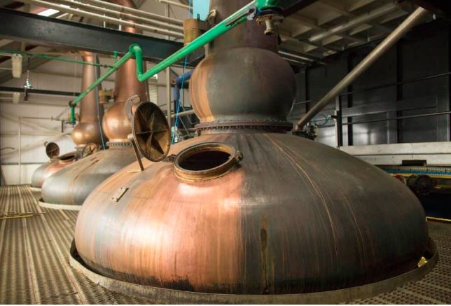 Whisky Tourism: Visiting Distilleries and Immersing in Culture